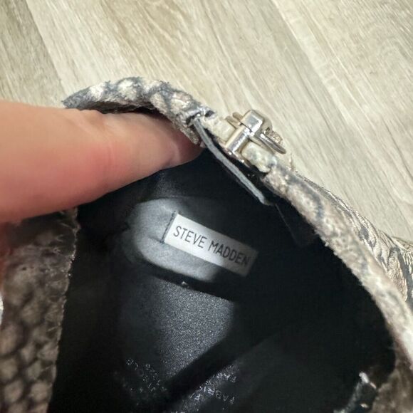 Steve Madden Elroy Ankle Bootie Women's 9 Snakeprint Fabric‎ Block Heel Boots - Picture 9 of 11